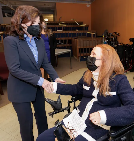 Governor Hochul shaking hans with Kimberly Hill